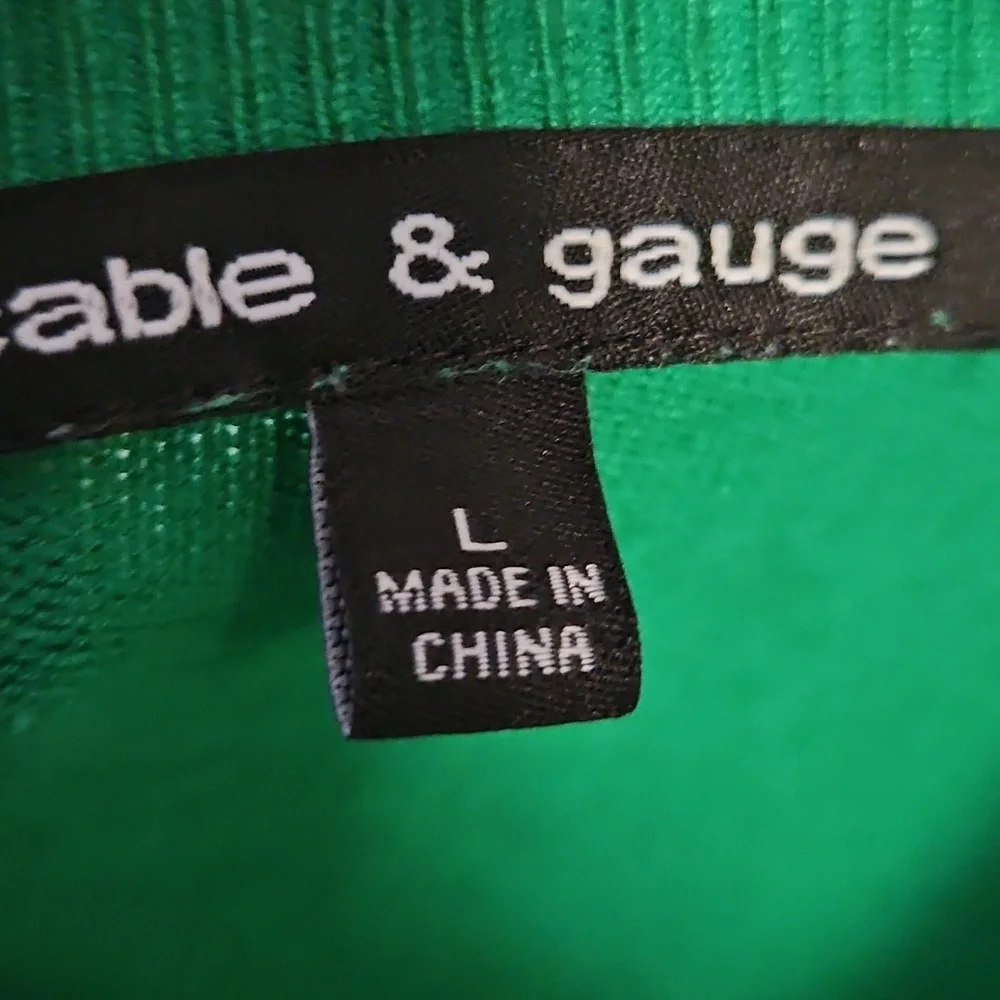 Cable & Gauge Vibrant Green Knit Sweater - Picture 2 of 2